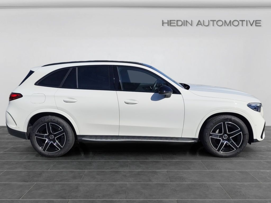 Mercedes-Benz GLC 200 2025 г. Белый, пробег 10816 км