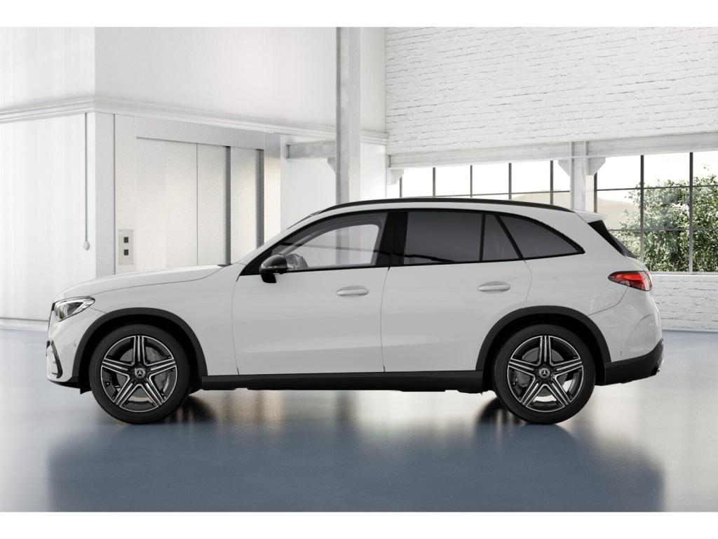 Mercedes-Benz GLC 200 2026 г. Белый, пробег 6828 км