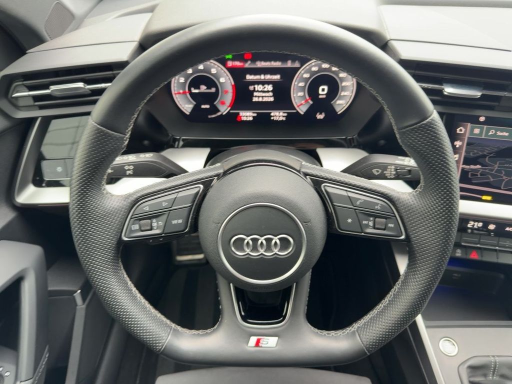 Audi A3 2022 г. Красный, пробег 33079 км