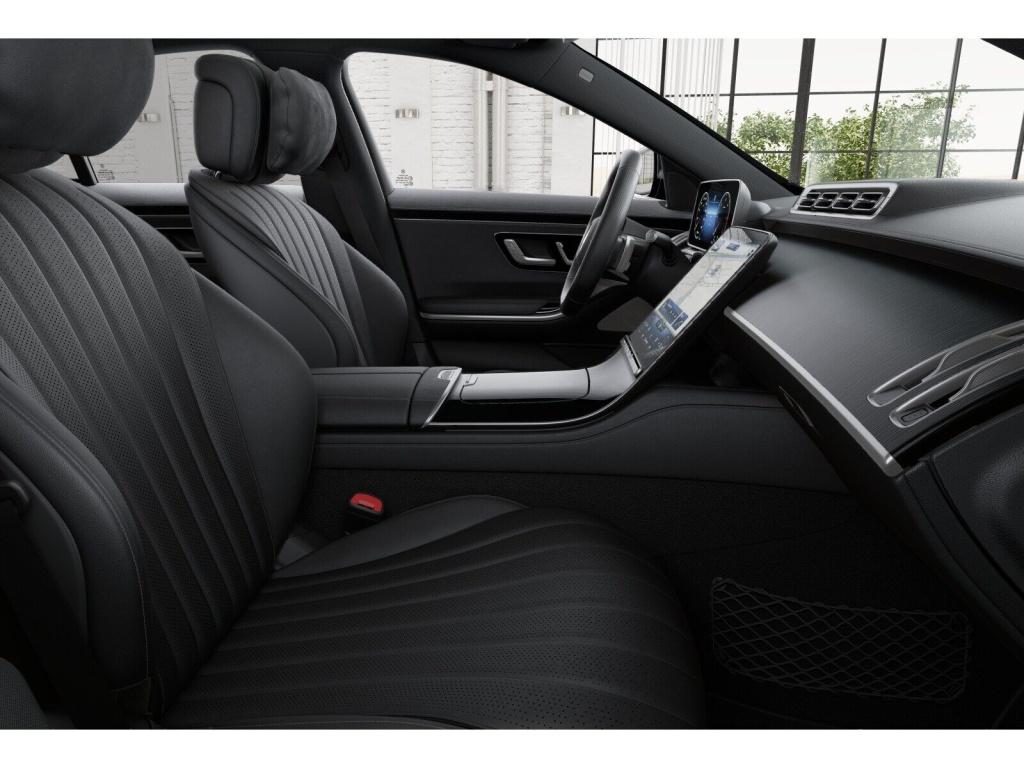 Mercedes-Benz S 450 2025 г. Чёрный, пробег 36022 км