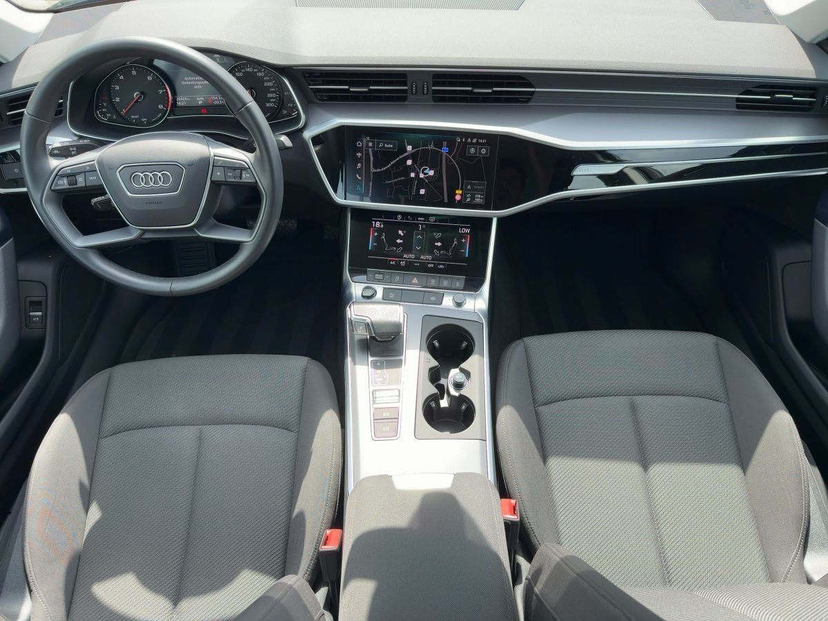 Audi A6 2023 г. Чёрный, пробег 26423 км