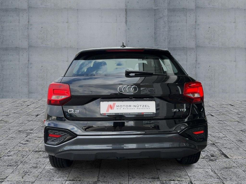 Audi Q2 2023 г. Чёрный, пробег 45115 км