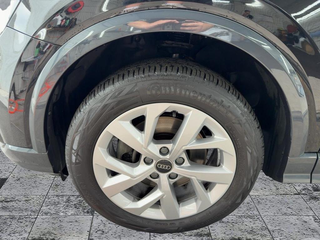 Audi Q2 2023 г. Чёрный, пробег 45115 км
