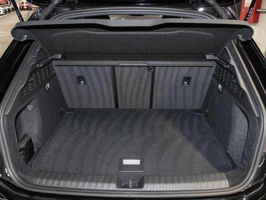 Audi RS3 2022 г. Чёрный, пробег 27771 км