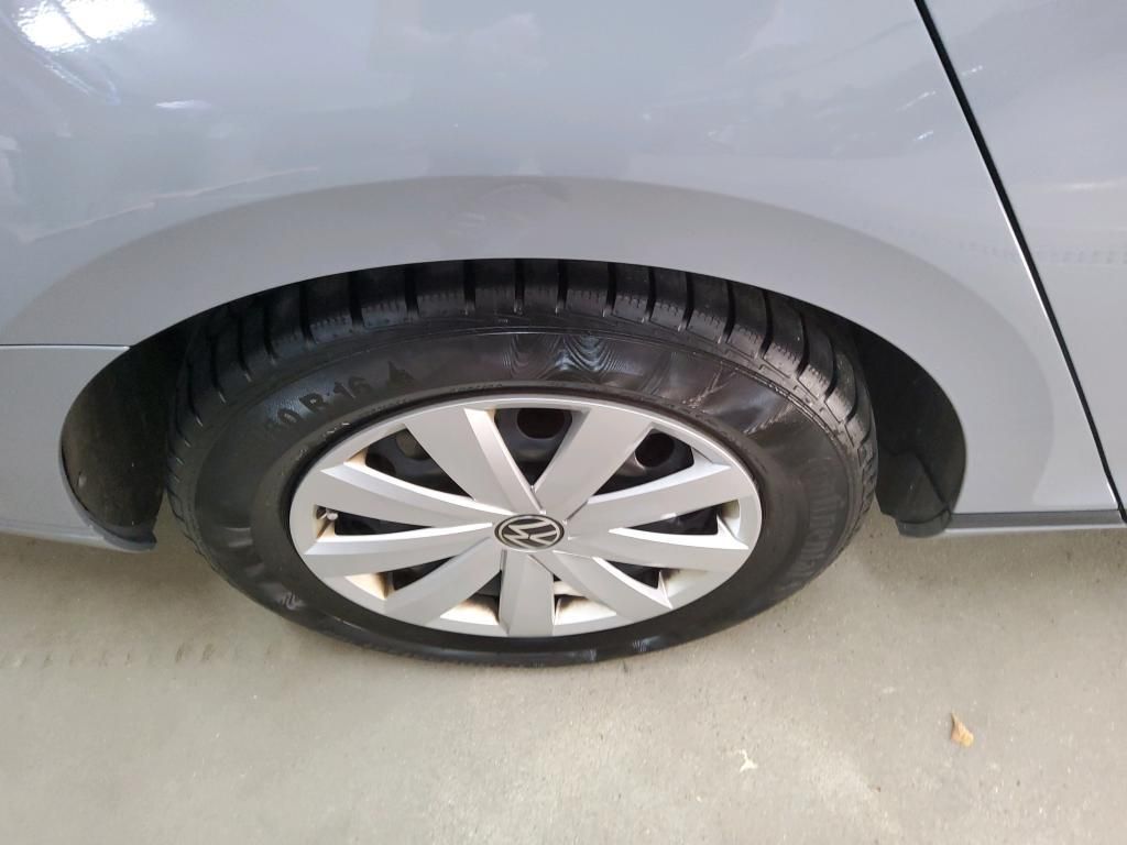 Volkswagen PASSAT VARIANT 2023 г. Серый, пробег 51583 км
