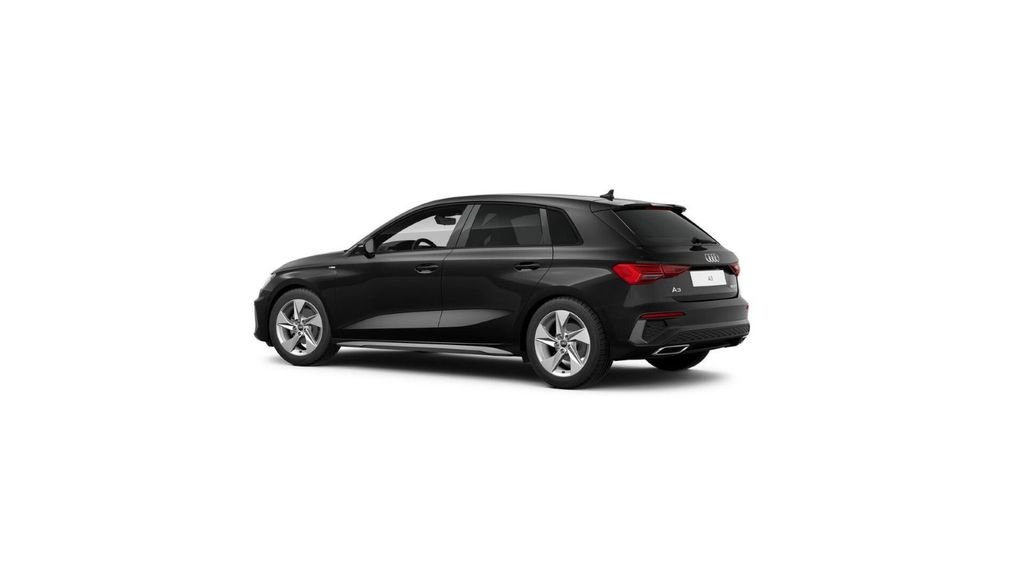 Audi A3 2023 г. Чёрный, пробег 54700 км