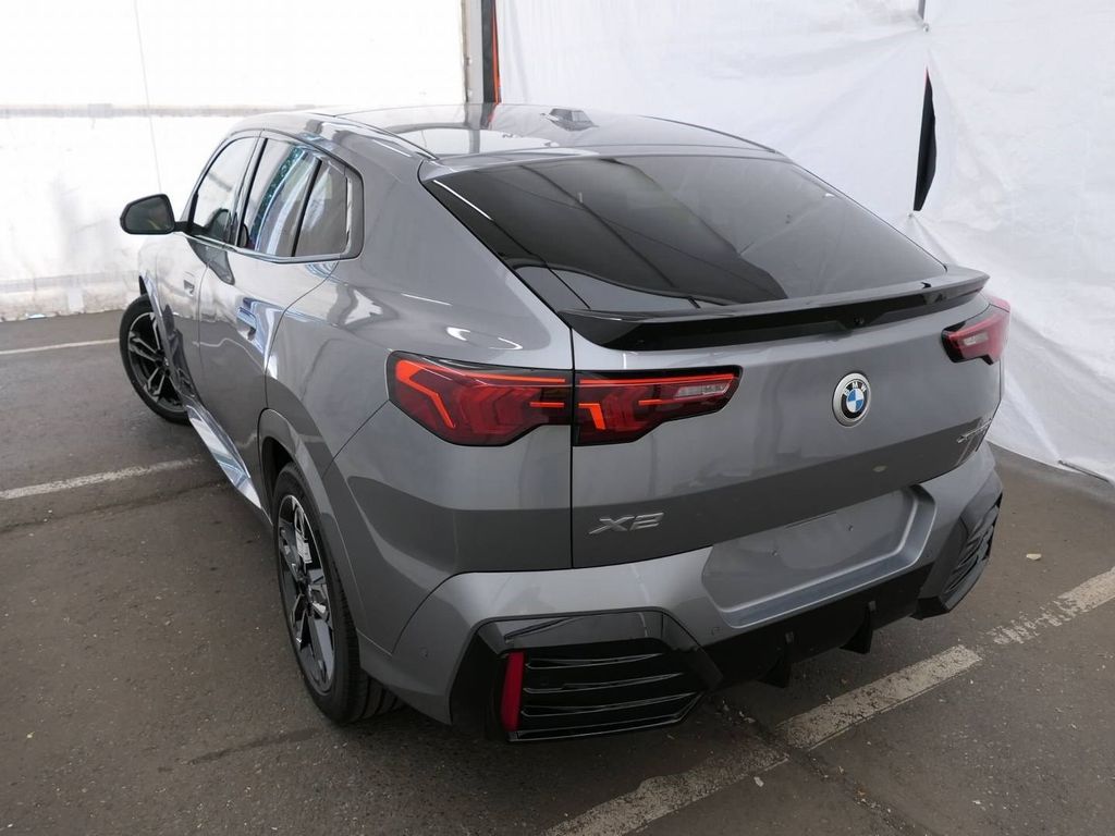 BMW X2 2025 г. Серый, пробег 25500 км