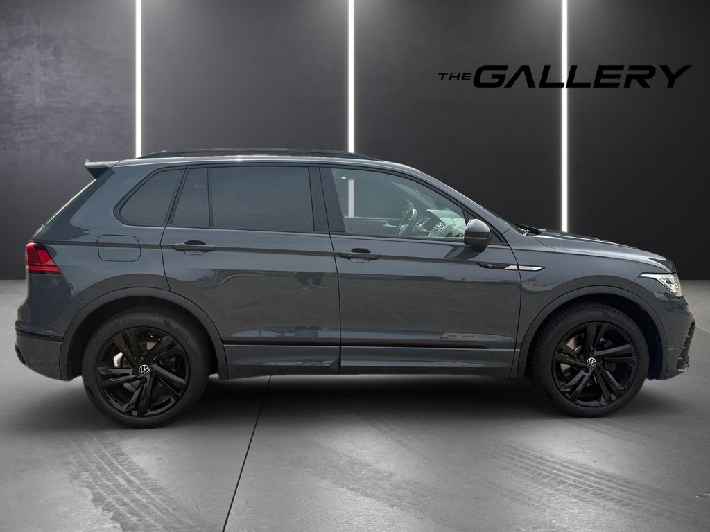 Volkswagen Tiguan 2023 г. Серый, пробег 49000 км