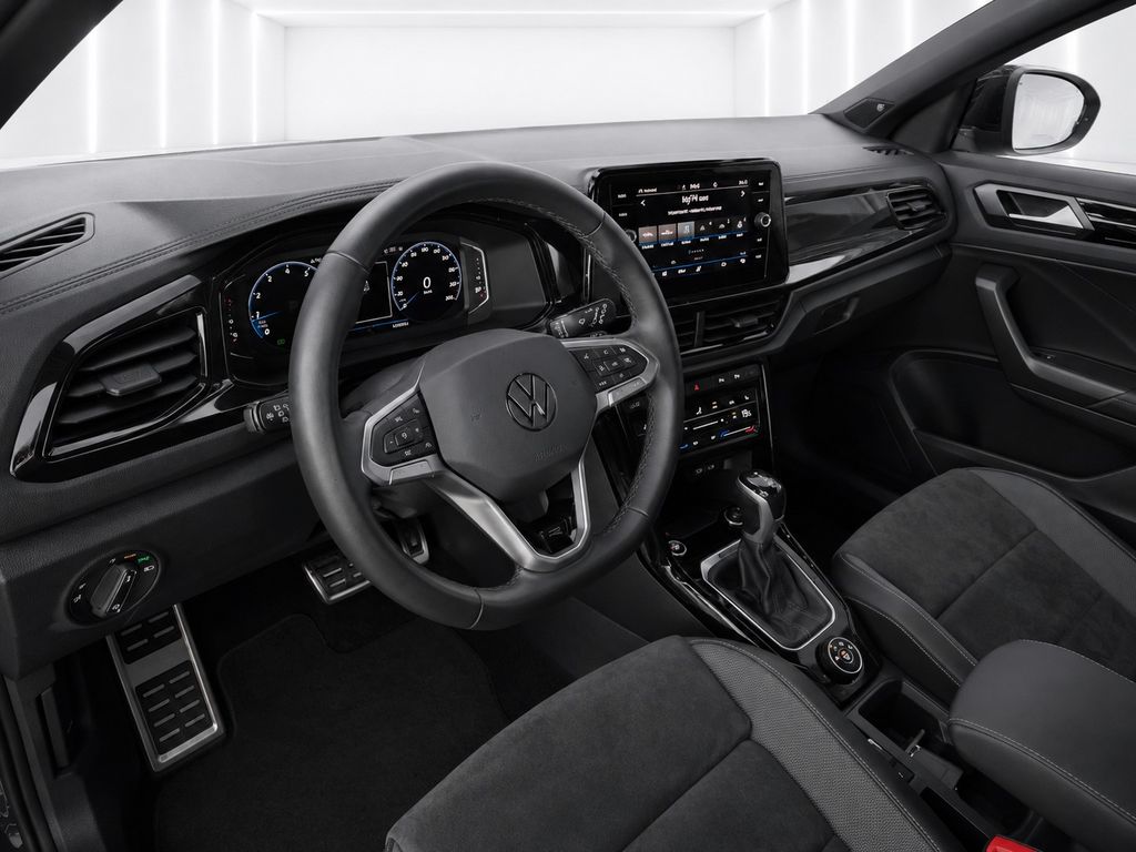 Volkswagen T-Roc 2023 г. Чёрный, пробег 45000 км