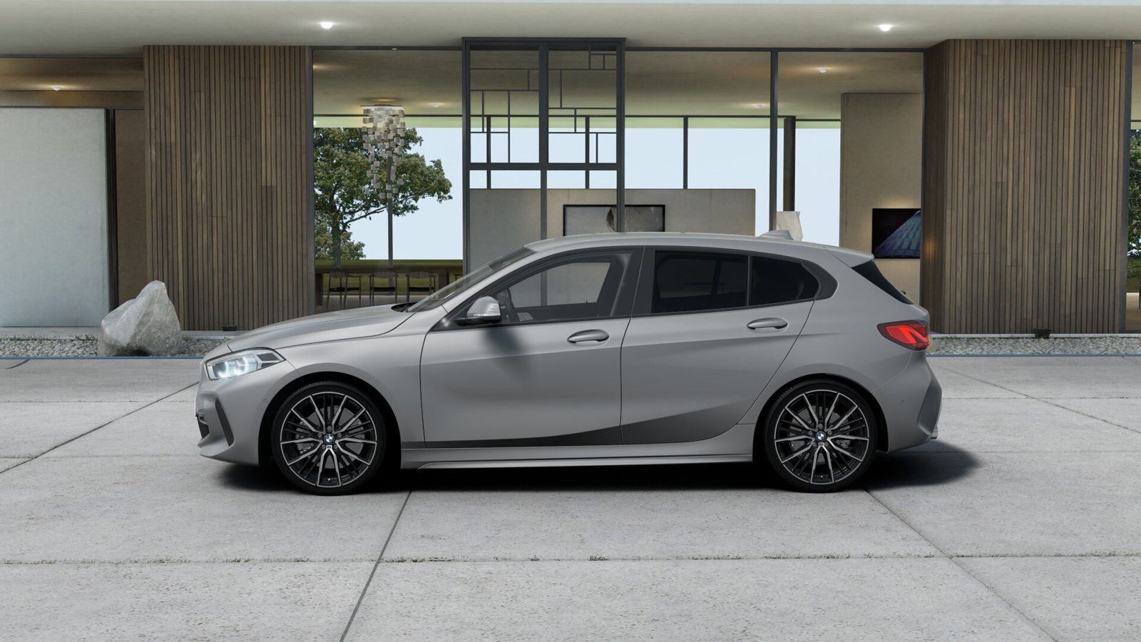 BMW 120 2023 г. Серый, пробег 56466 км