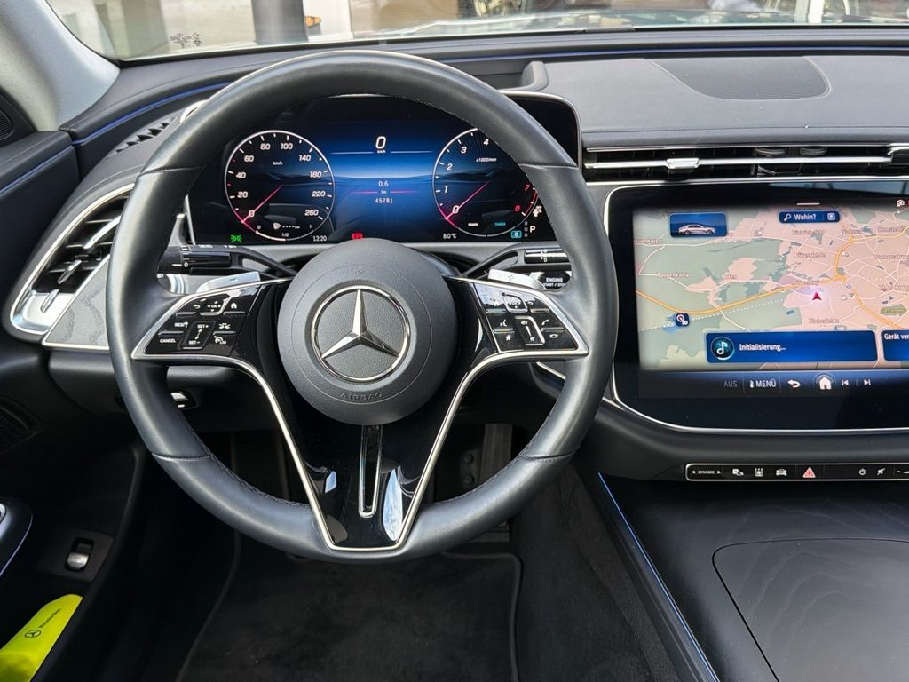 Mercedes-Benz E 200 2024 г. Серый, пробег 45777 км