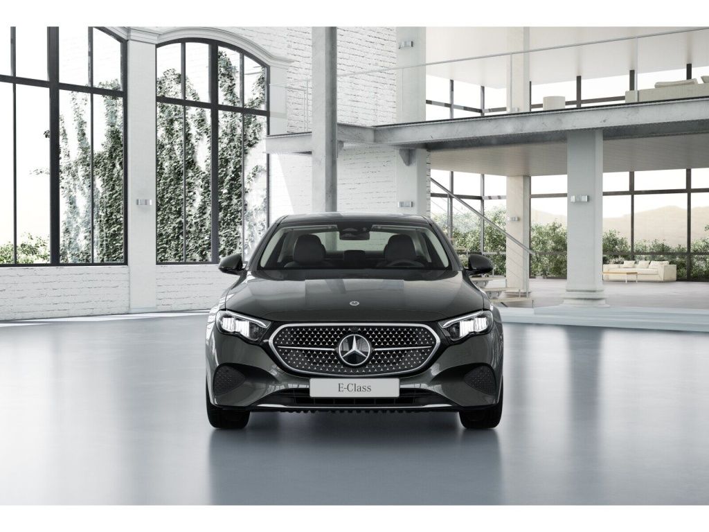 Mercedes-Benz E 220 2025 г. Серый, пробег 25298 км