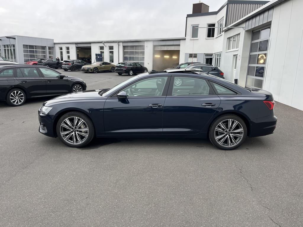 Audi A6 2022 г. Синий, пробег 49987 км