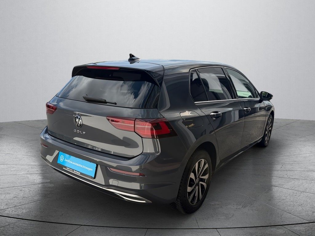 Volkswagen Golf 2023 г. Серый, пробег 47031 км