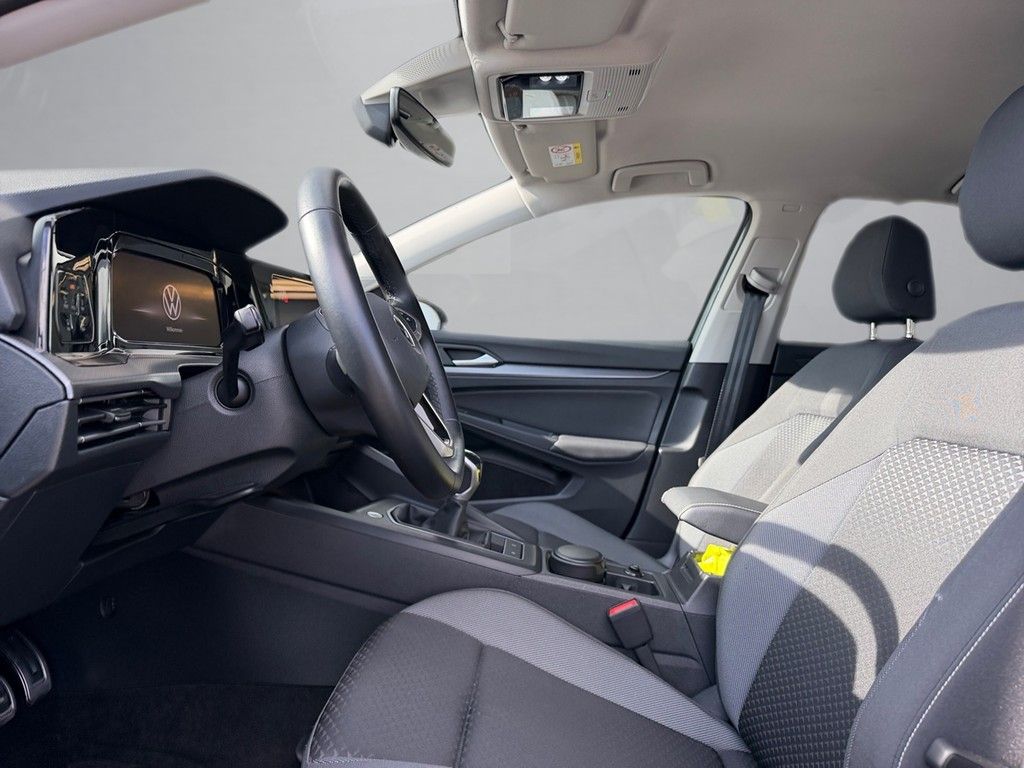 Volkswagen Golf 2023 г. Серый, пробег 47031 км