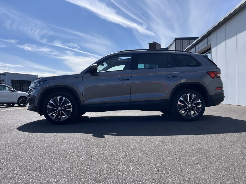 Skoda Kodiaq 2022 г. Серый, пробег 45971 км