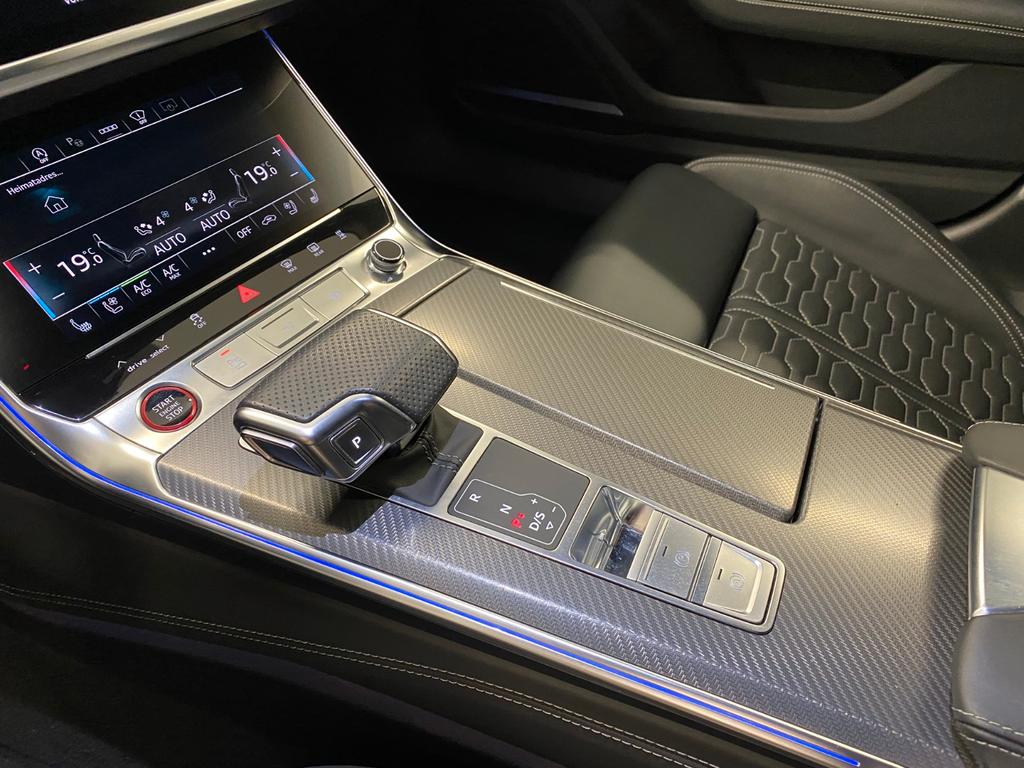 Audi RS6 2023 г. Серый, пробег 49157 км
