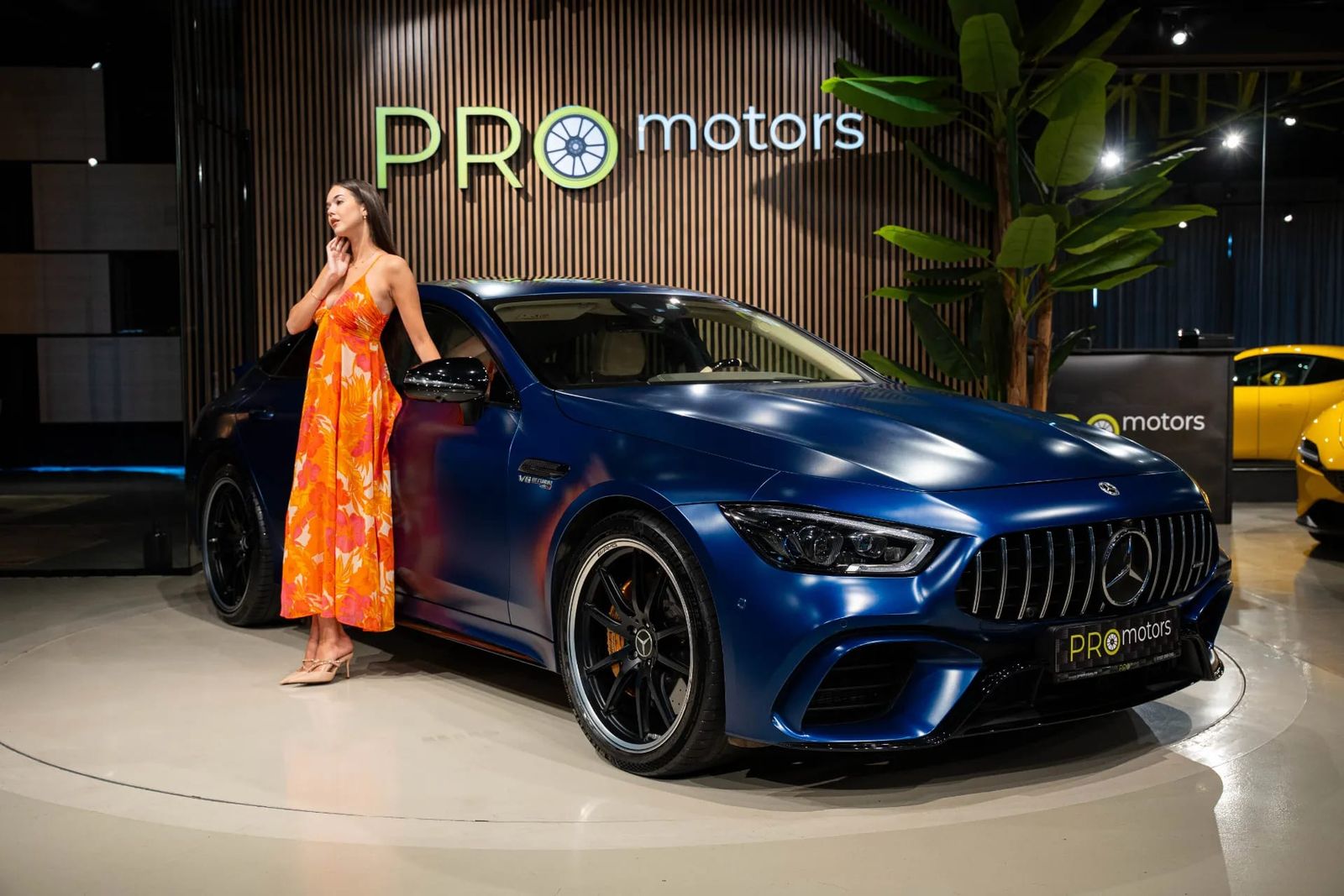 Mercedes-Benz AMG GT 2021 г. Синий, пробег 43062 км