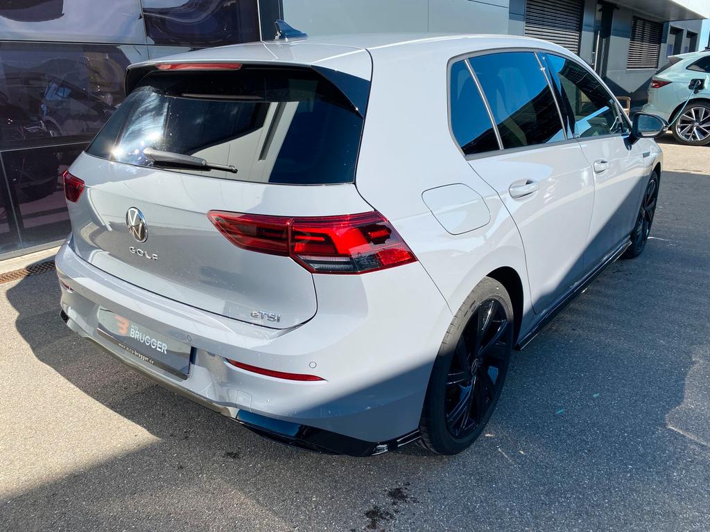Volkswagen Golf 2023 г. Серый, пробег 29920 км