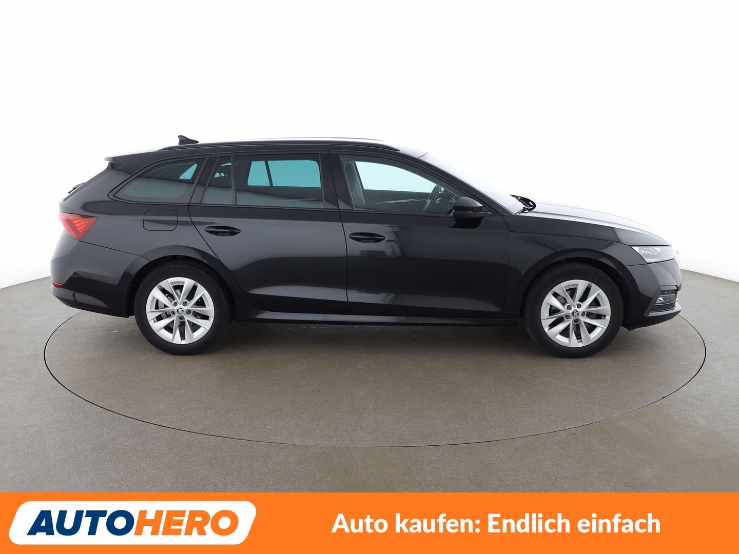 Skoda Octavia 2022 г. Чёрный, пробег 57372 км