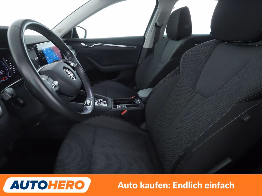 Skoda Octavia 2022 г. Чёрный, пробег 57372 км