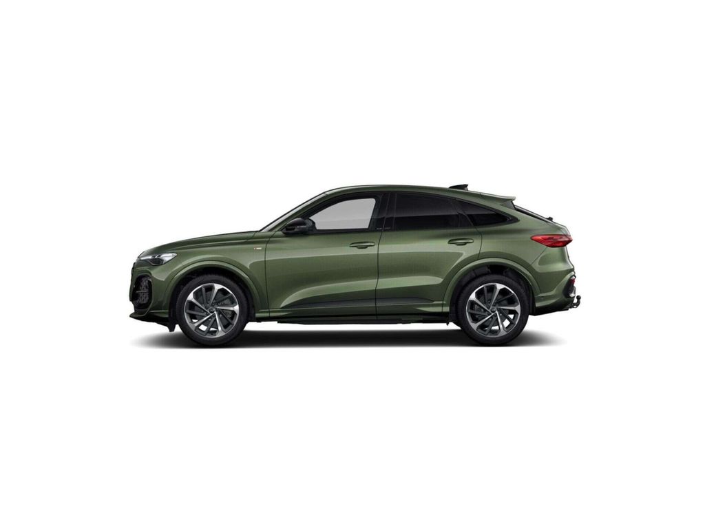 Audi Q5 2026 г. Зелёный, пробег 9237 км
