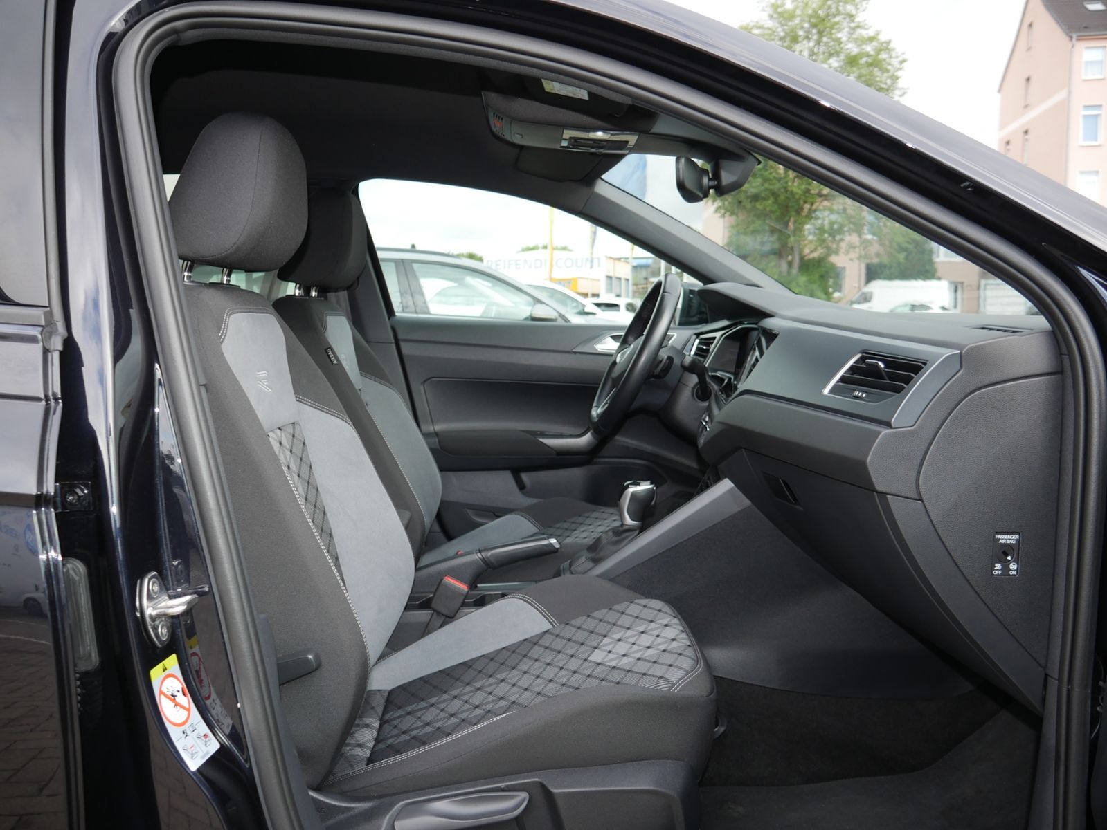 Volkswagen Taigo 2022 г. Чёрный, пробег 41772 км