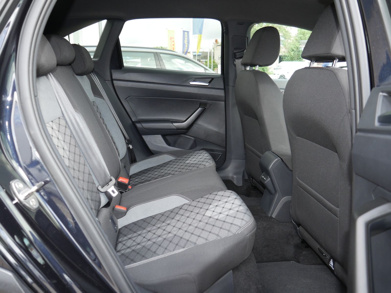 Volkswagen Taigo 2022 г. Чёрный, пробег 41772 км