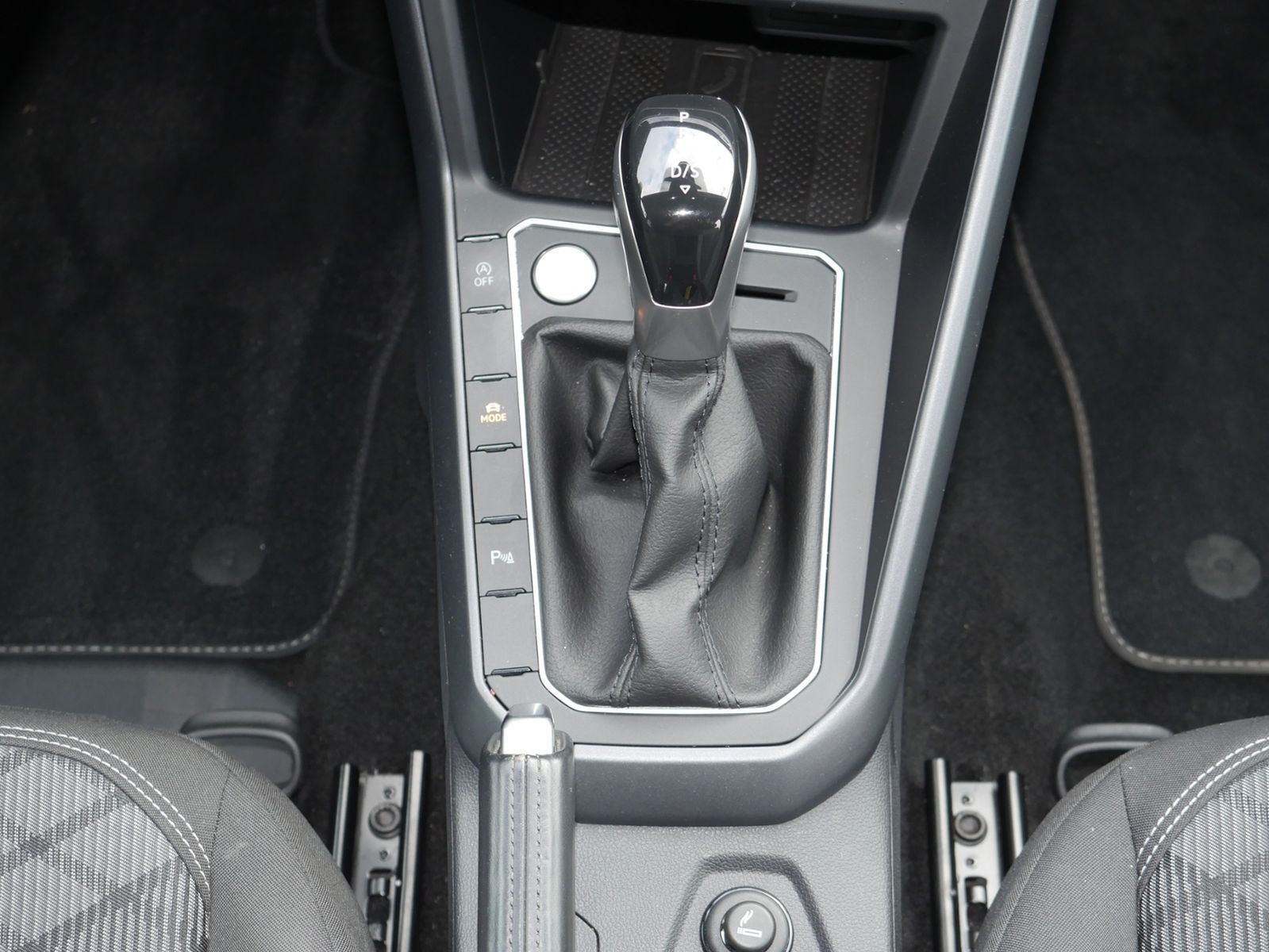 Volkswagen Taigo 2022 г. Чёрный, пробег 41772 км