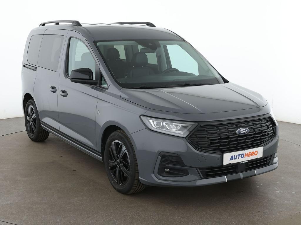 Ford Tourneo Connect 2023 г. Серый, пробег 56225 км