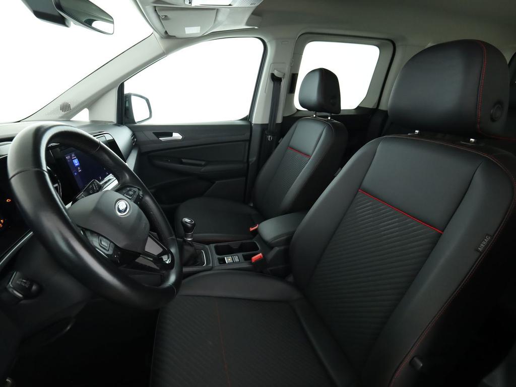 Ford Tourneo Connect 2023 г. Серый, пробег 56225 км