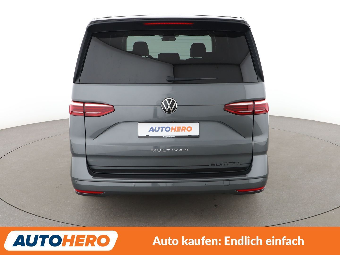 Volkswagen T7 MULTIVAN 2023 г. Серый, пробег 22448 км