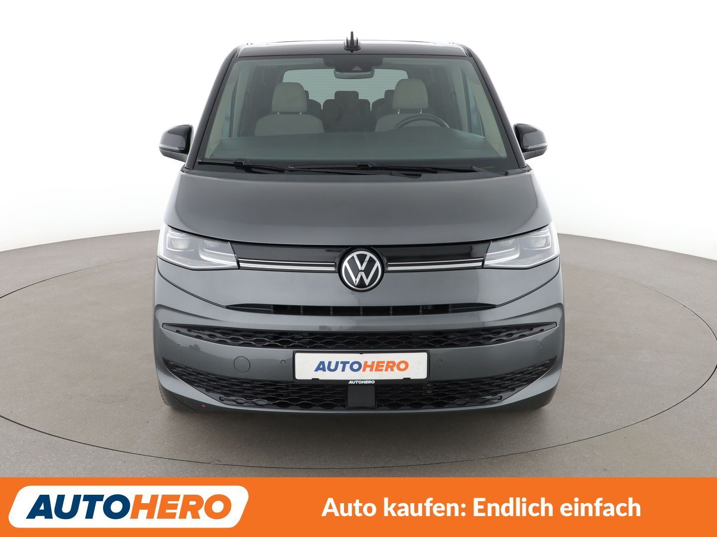 Volkswagen T7 MULTIVAN 2023 г. Серый, пробег 22448 км