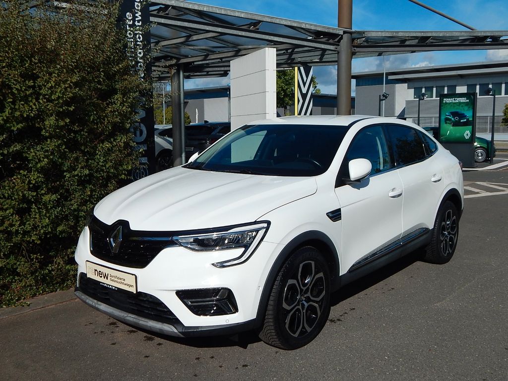 Renault Arkana 2022 г. Белый, пробег 54905 км