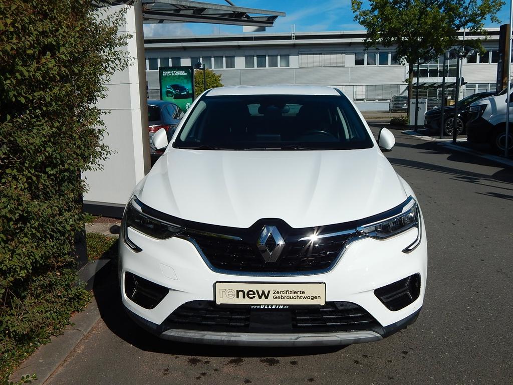 Renault Arkana 2022 г. Белый, пробег 54905 км