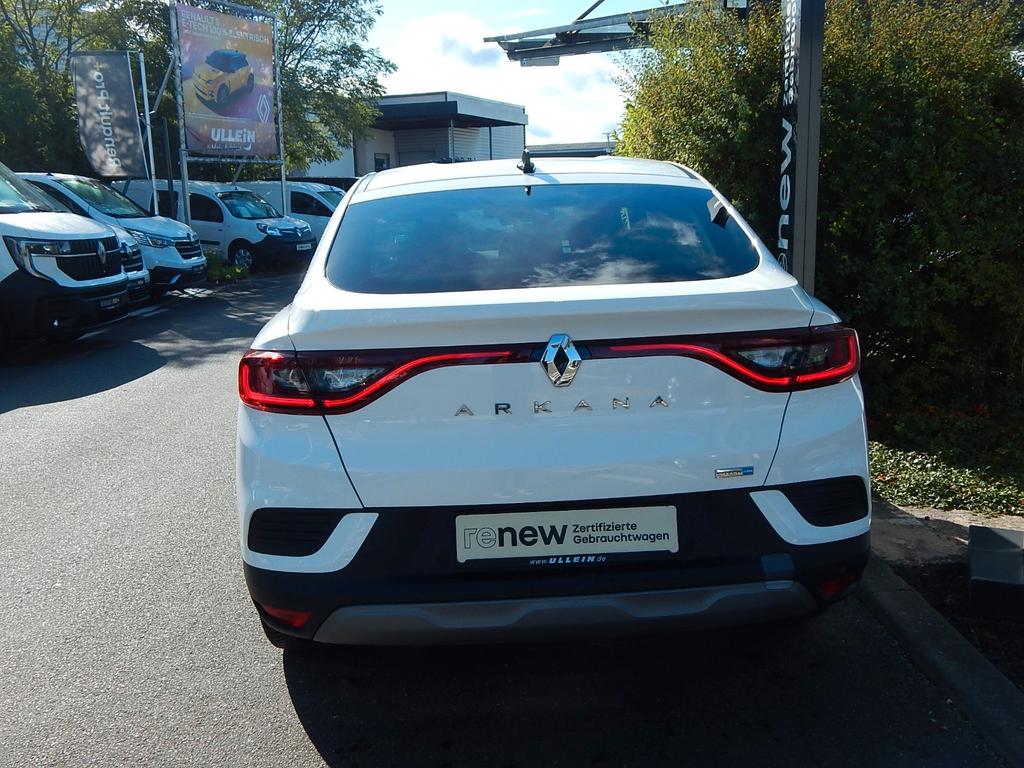 Renault Arkana 2022 г. Белый, пробег 54905 км