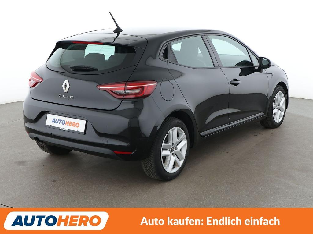 Renault Clio 2022 г. Чёрный, пробег 48878 км
