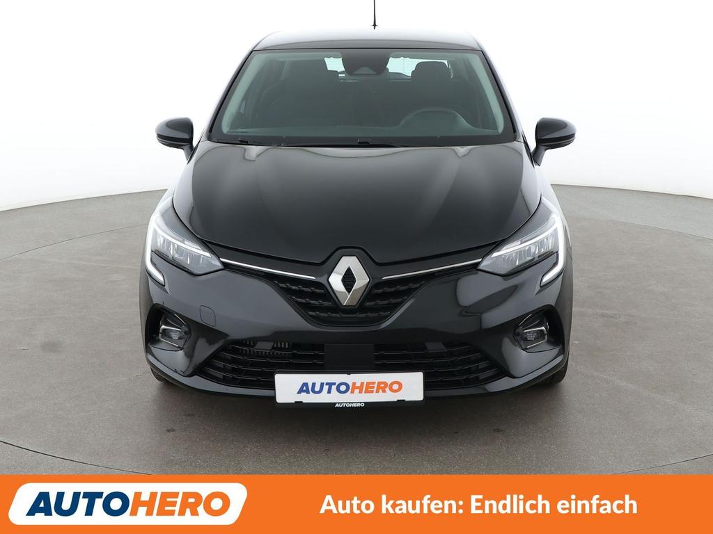 Renault Clio 2022 г. Чёрный, пробег 48878 км