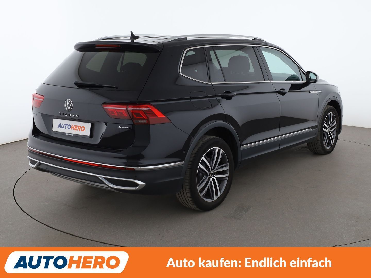 Volkswagen TIGUAN ALLSPACE 2023 г. Чёрный, пробег 48942 км