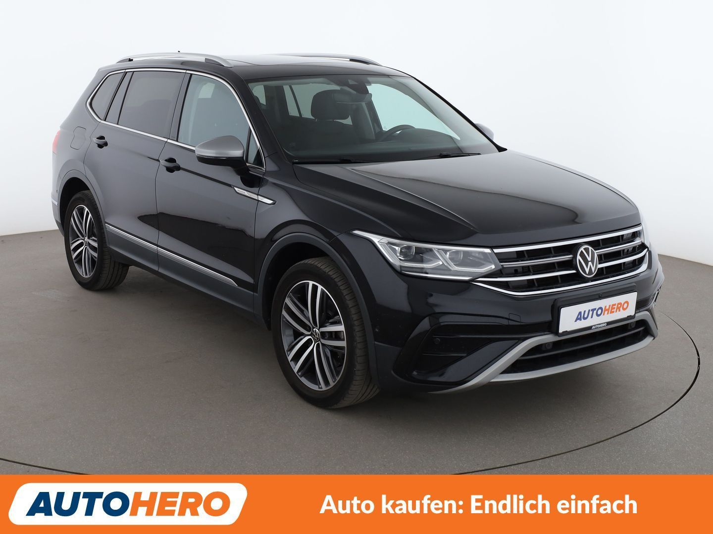 Volkswagen TIGUAN ALLSPACE 2023 г. Чёрный, пробег 48942 км