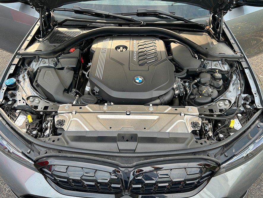 BMW M340I 2025 г. Серый, пробег 33683 км