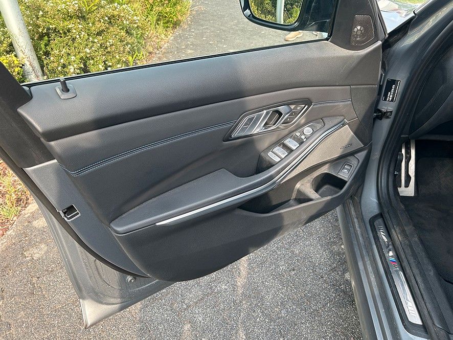 BMW M340I 2025 г. Серый, пробег 33683 км