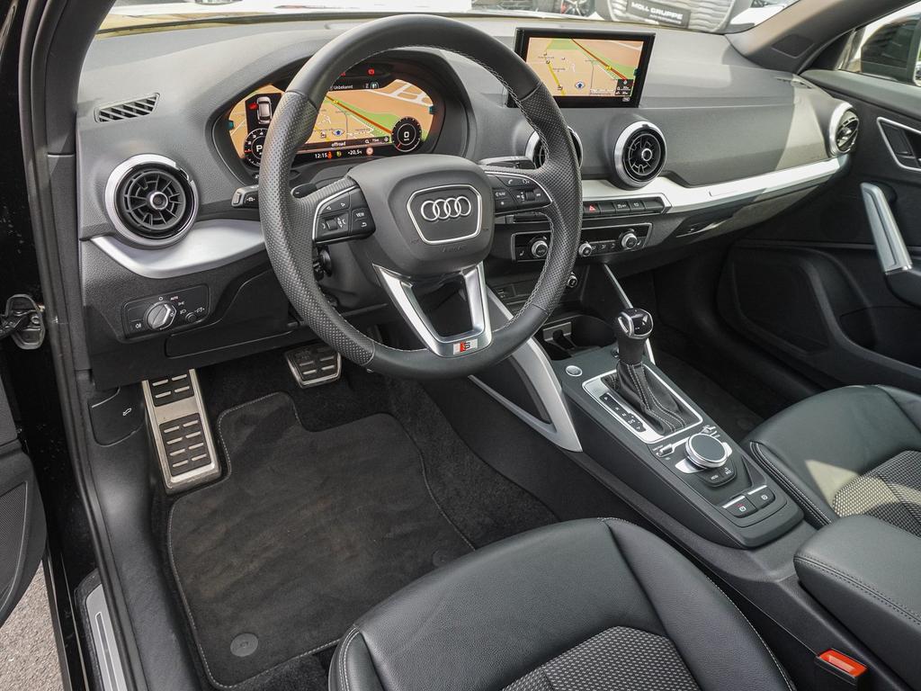 Audi Q2 2023 г. Чёрный, пробег 21897 км