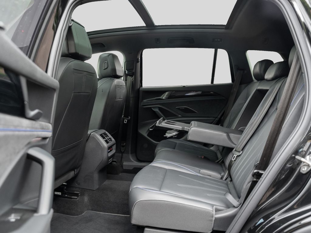 Volkswagen Tayron 2026 г. Чёрный, пробег 15250 км