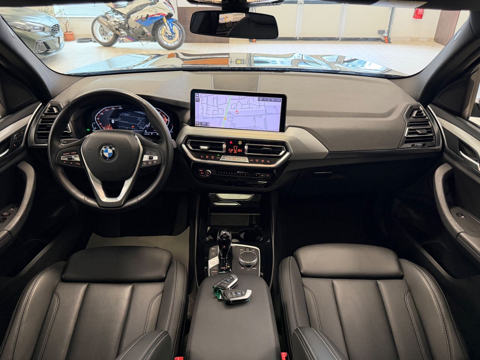 BMW X3 2023 г. Чёрный, пробег 56859 км