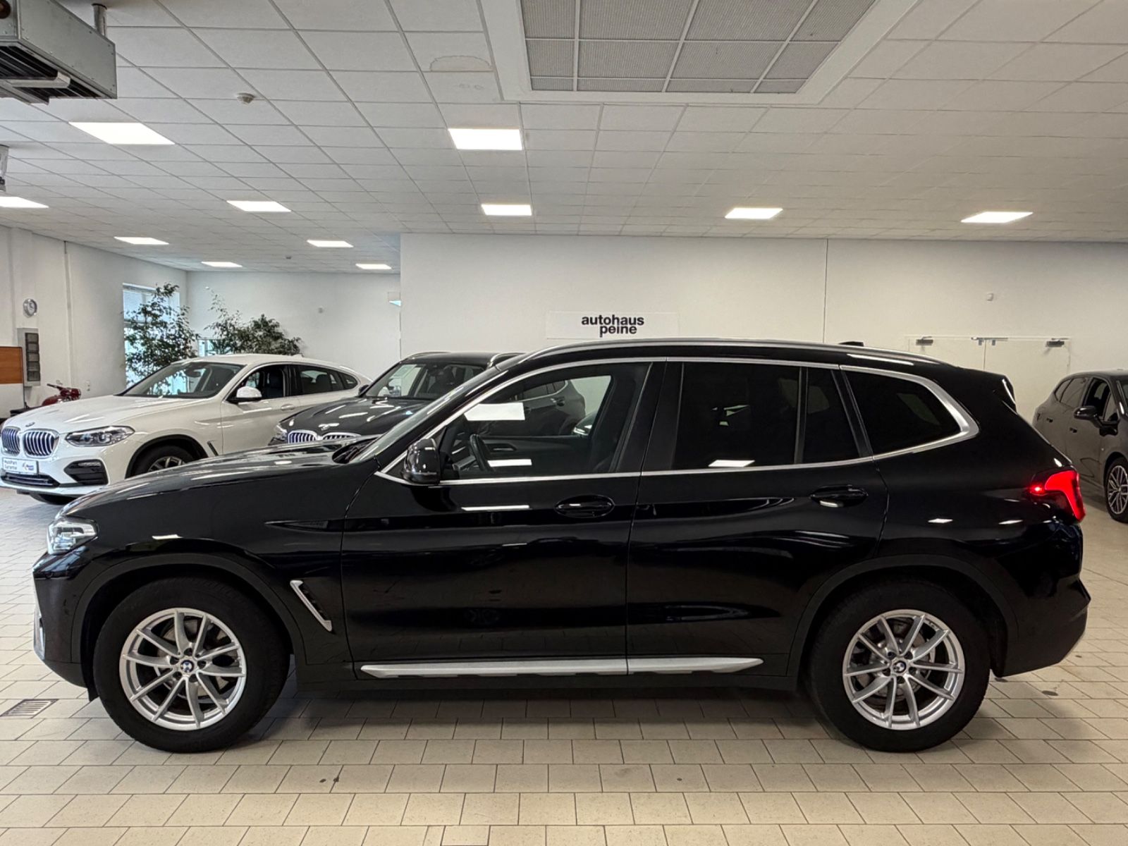 BMW X3 2023 г. Чёрный, пробег 56859 км