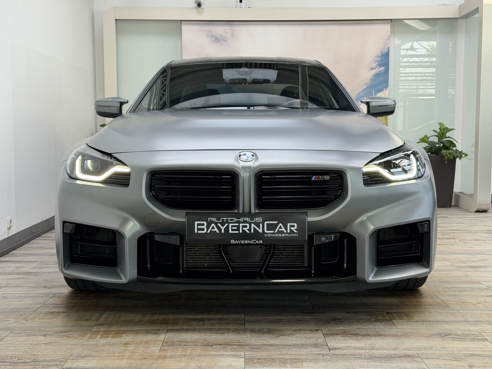 BMW M2 2026 г. Серый, пробег 18900 км