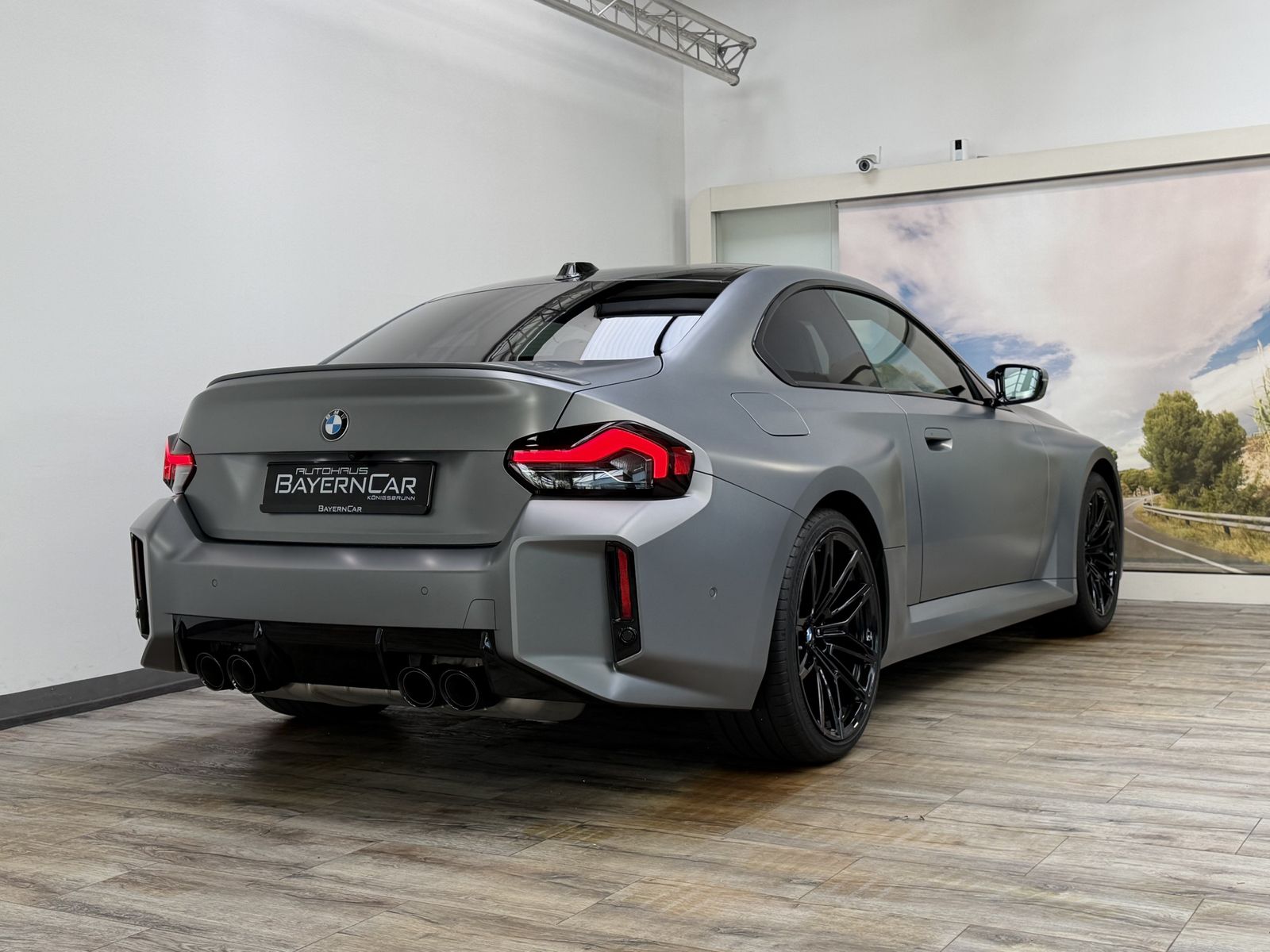 BMW M2 2026 г. Серый, пробег 18900 км