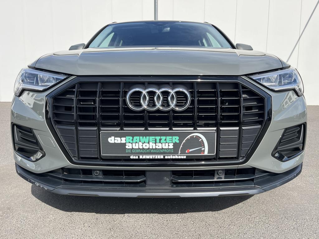Audi Q3 2021 г. Серый, пробег 47434 км