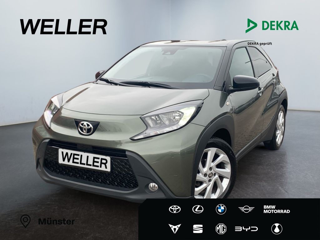 Toyota AYGO (X) 2022 г. Зелёный, пробег 59472 км